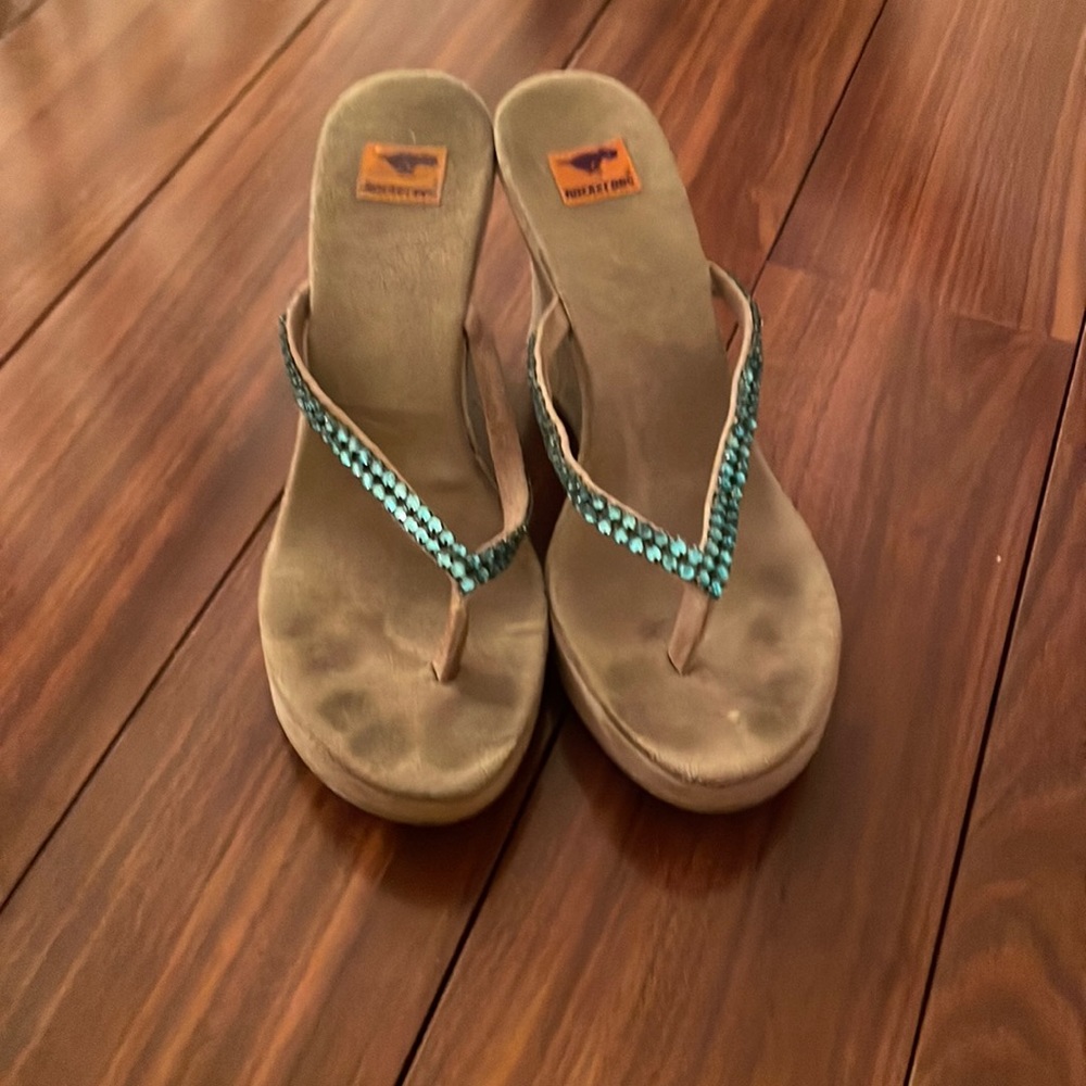 Town heels